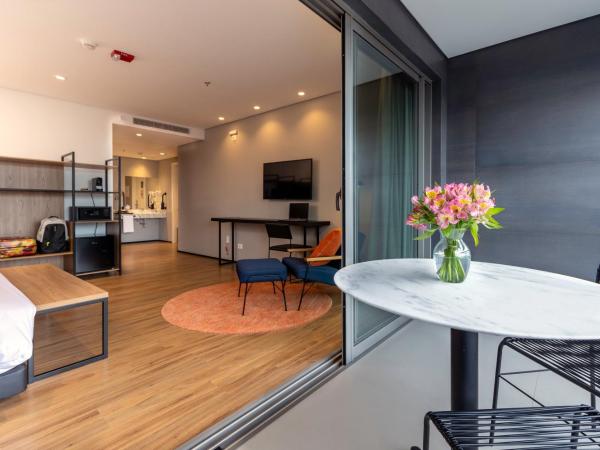 Intercity Tatuapé : photo 5 de la chambre premium pwd disability access - 1 king bed