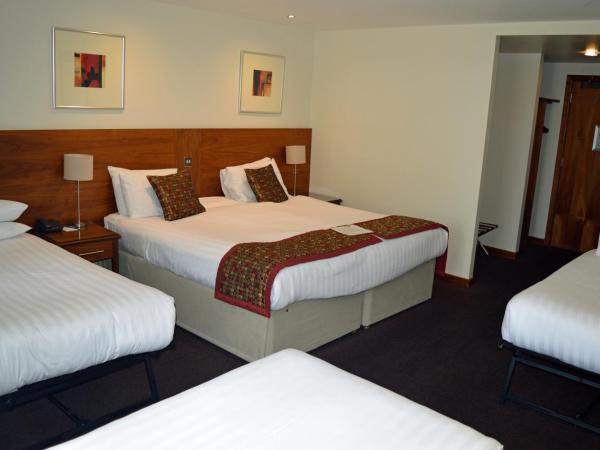 Best Western Kings Manor : photo 7 de la chambre chambre triple standard