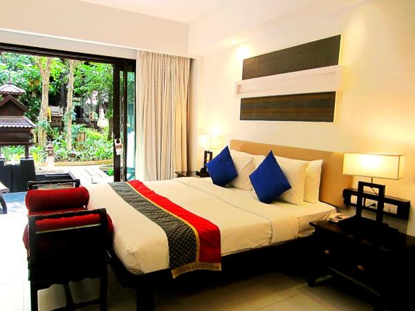 Yantarasri Resort : photo 9 de la chambre hébergement lit king-size deluxe - rez-de-chaussée
