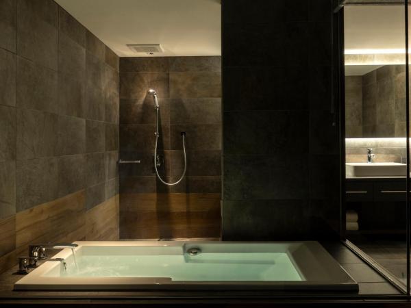 ROYAL CHESTER NAGASAKI hotel&retreat : photo 7 de la chambre suite junior avec espace tatami