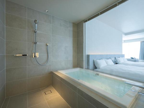 ROYAL CHESTER NAGASAKI hotel&retreat : photo 8 de la chambre suite d'angle avec tatami