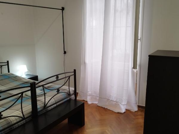 Pilika4 : photo 2 de la chambre chambre double avec salle de bains commune