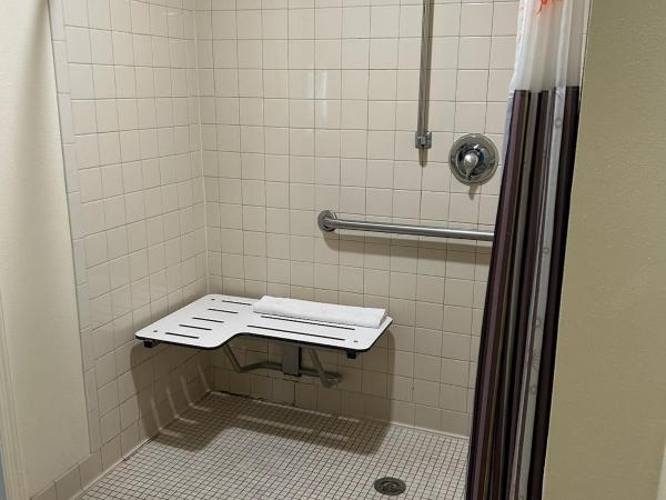 La Quinta by Wyndham Orlando South : photo 6 de la chambre chambre double pour personnes à mobilité réduite/malentendantes - non-fumeurs