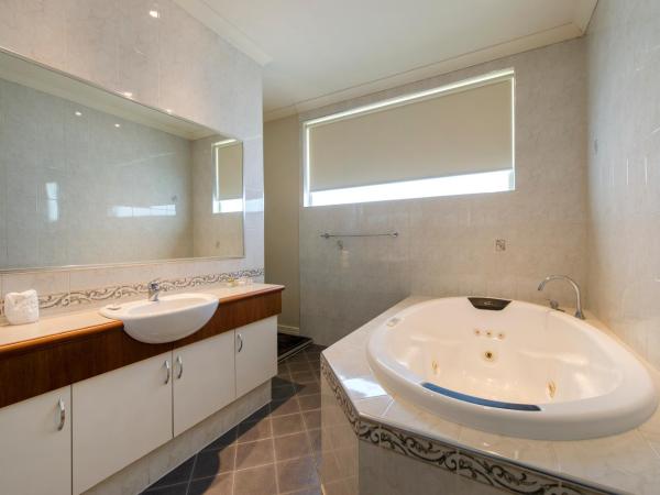 Quality Hotel Bayswater : photo 4 de la chambre chambre avec spa