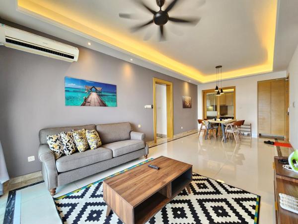 R&F Princess Cove CIQ Premium Sea View Suites by NEO : photo 4 de la chambre appartement 3 chambres