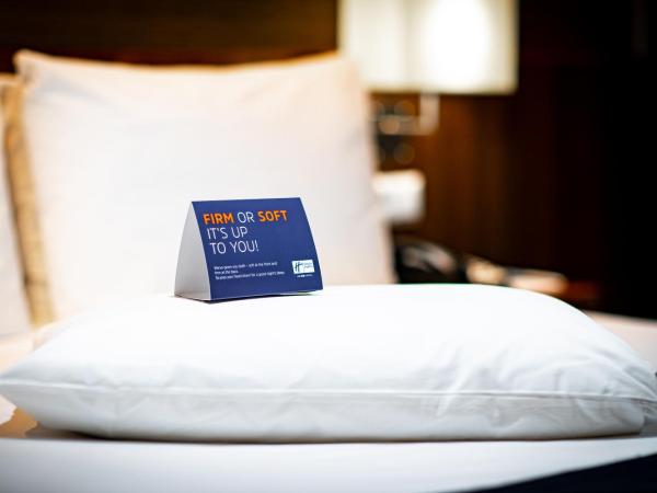 Holiday Inn Express Amsterdam - South, an IHG Hotel : photo 4 de la chambre hébergement standard avec 1 lit queen-size - rez-de-chaussée