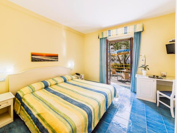 Hotel Cava Dell'Isola : photo 4 de la chambre chambre double confort