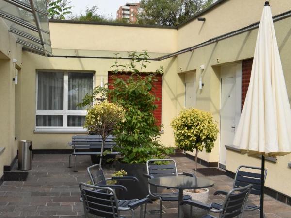 Hotel du Commerce : photo 3 de la chambre chambre double côté cour