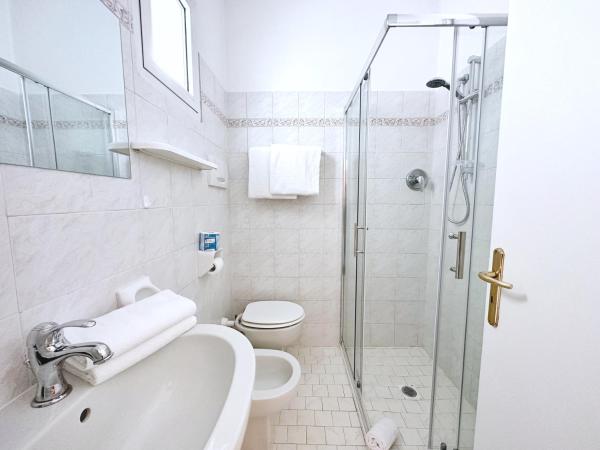 Aura Living Hotel : photo 10 de la chambre chambre double standard