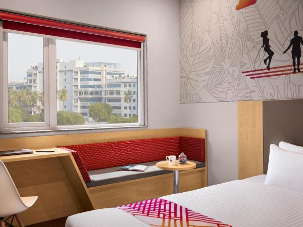 Ginger Chennai OMR : photo 5 de la chambre luxe queen room