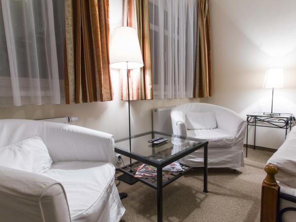 Apartma La Provence : photo 1 de la chambre studio avec lit double