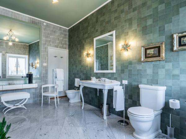 FORESTERIA di PALAZZO RADICI : photo 5 de la chambre chambre double supérieure