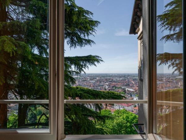 FORESTERIA di PALAZZO RADICI : photo 4 de la chambre suite junior