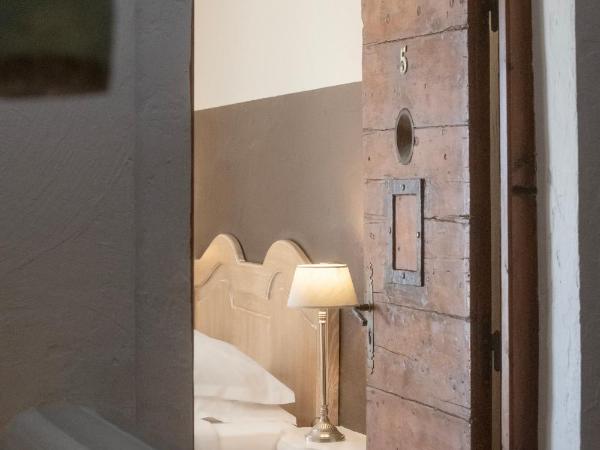 Hotel Les Messugues : photo 4 de la chambre chambre familiale deluxe