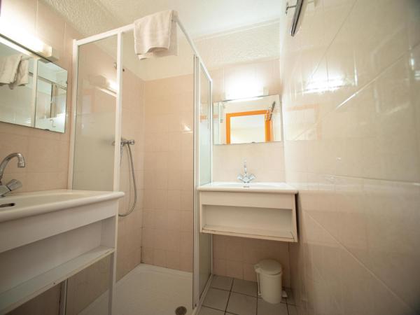 Chalet Annapurna : photo 6 de la chambre chambre familiale avec douche