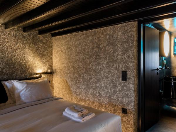 She Mykonos Boutique Hotel : photo 9 de la chambre chambre triple - vue sur mer