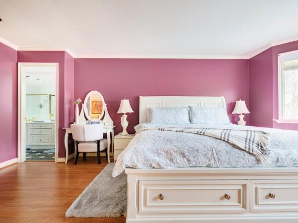 Fraser River Richmond Bed and Breakfast : photo 2 de la chambre suite deluxe avec lit king-size