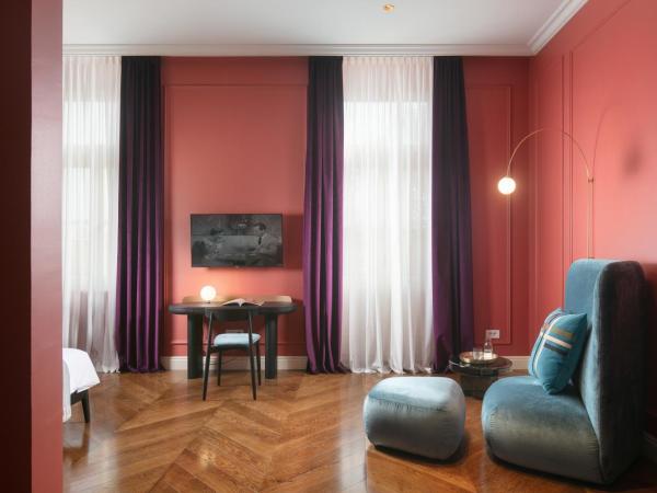 Almayer Art & Heritage Adults Only Hotel and Dépendance rooms : photo 8 de la chambre chambre double deluxe avec balcon - bâtiment annexe