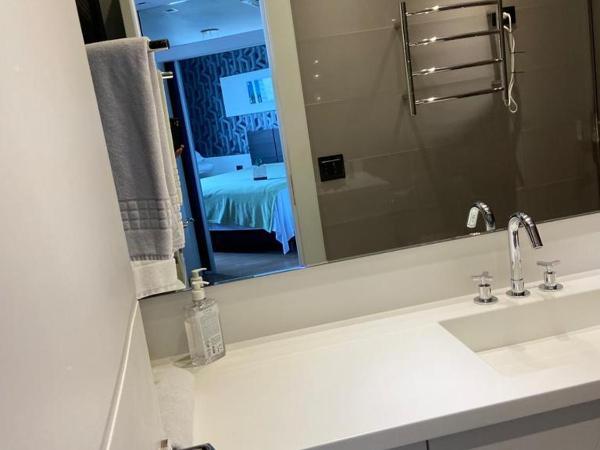 Studio no Hotel Bristol 500 - Bairro Batel : photo 4 de la chambre studio lit king-size deluxe