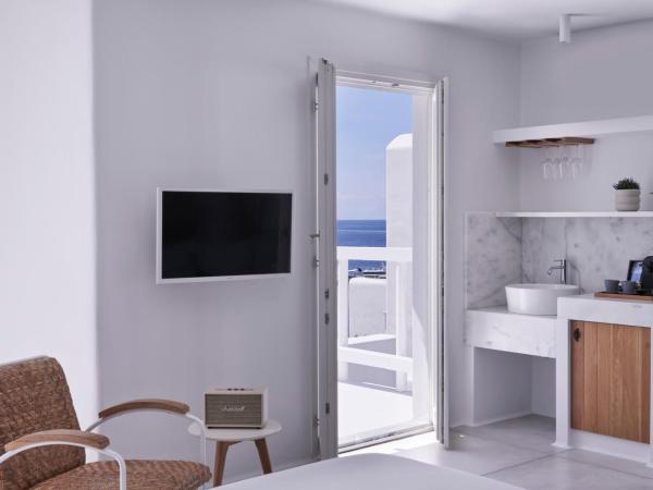 Boho Private Luxury Suites : photo 10 de la chambre superior suite sea view outdoor jacuzzi