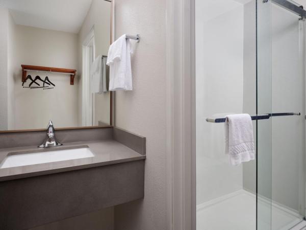 Fairfield Inn and Suites Austin South : photo 9 de la chambre chambre double avec 2 lits doubles