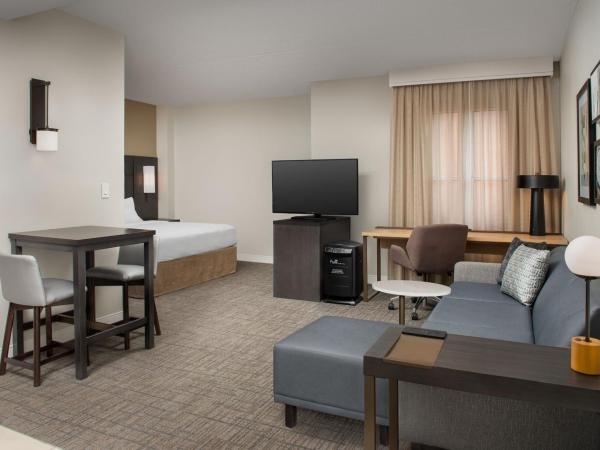 Residence Inn by Marriott Phoenix Airport : photo 3 de la chambre king studio with sofa bed– allergy friendly