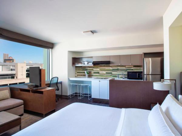 Element Boston Seaport District : photo 2 de la chambre suite studio lit king-size avec canapé-lit