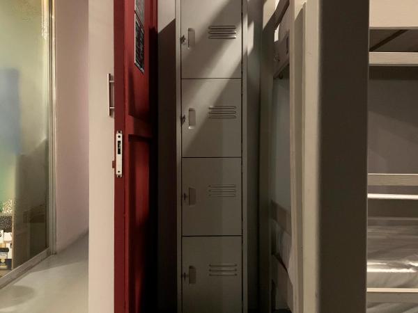 Hostel Auikyani : photo 3 de la chambre lit dans dortoir mixte de 4 lits