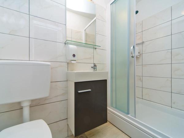 Apartments & Rooms Orlando : photo 7 de la chambre chambre double - annexe