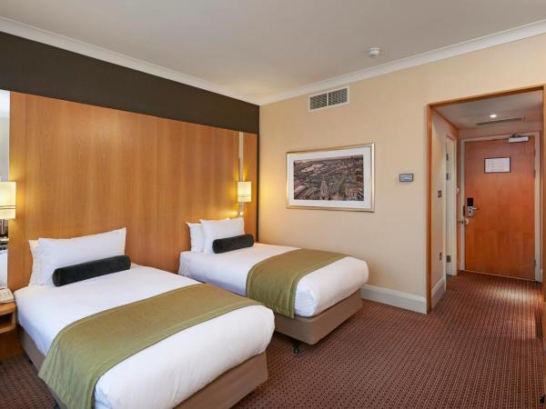 Crowne Plaza London Ealing, an IHG Hotel : photo 2 de la chambre chambre standard