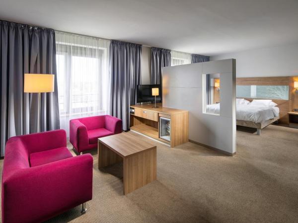 Quality Hotel Ostrava City : photo 2 de la chambre suite junior avec parking gratuit