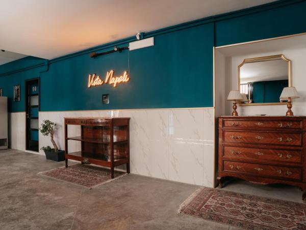 Il Cortile by Vista Napoli : photo 4 de la chambre appartement avec balcon