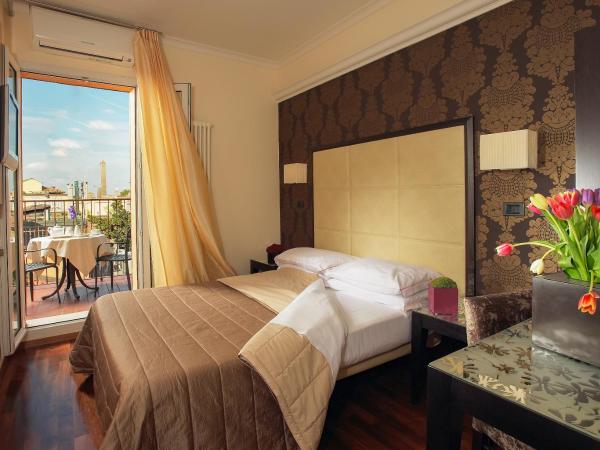 Hotel Touring : photo 2 de la chambre chambre simple avec terrasse