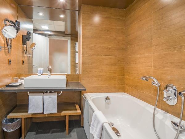 Roc Blanc Hotel & Spa : photo 7 de la chambre chambre triple supérieure