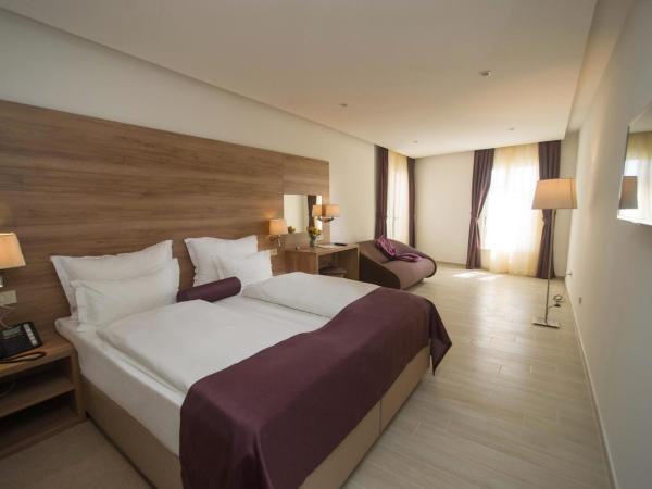 Hotel Biokovo : photo 1 de la chambre chambre double - vue sur mer