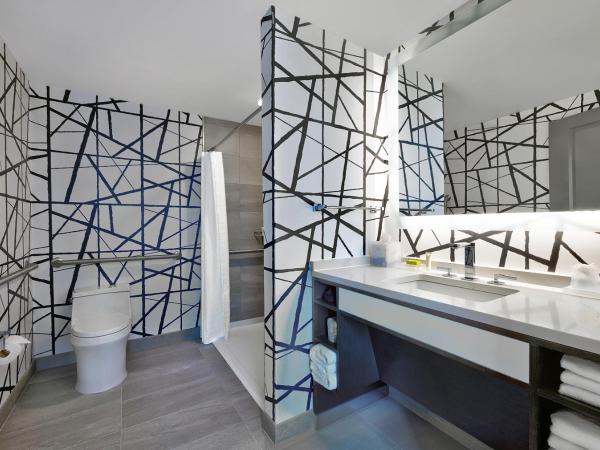 Le Méridien St. Louis Downtown : photo 2 de la chambre chambre lit king-size standard - non-fumeurs