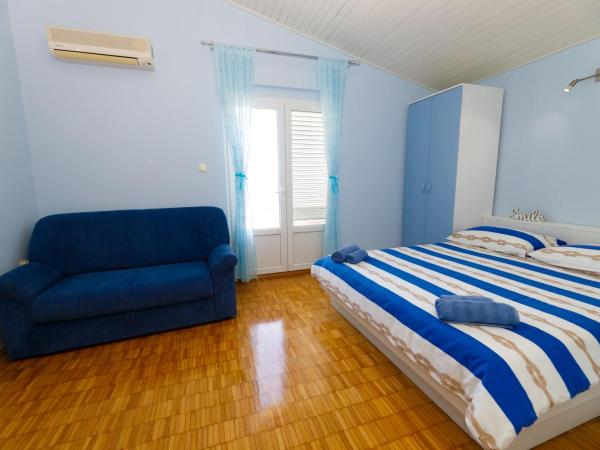 Villa Neda : photo 4 de la chambre studio avec balcon et vue sur la mer