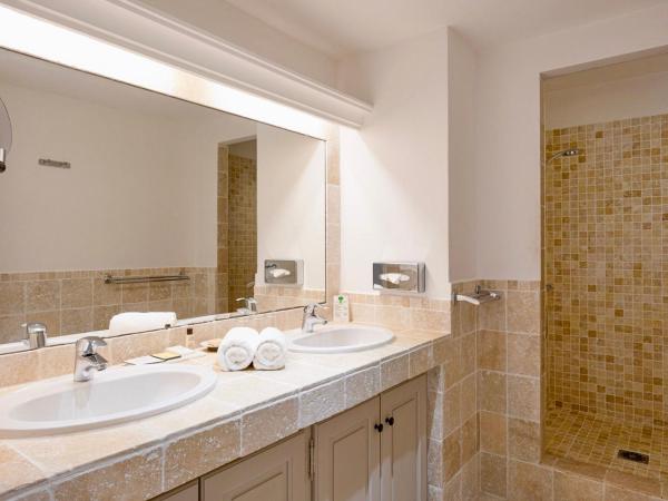 Hotel La Garbine : photo 3 de la chambre chambre triple