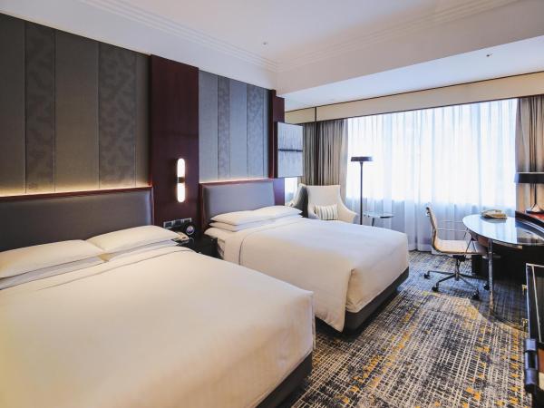 Shanghai Marriott Marquis City Centre : photo 2 de la chambre chambre deluxe avec 2 lits doubles