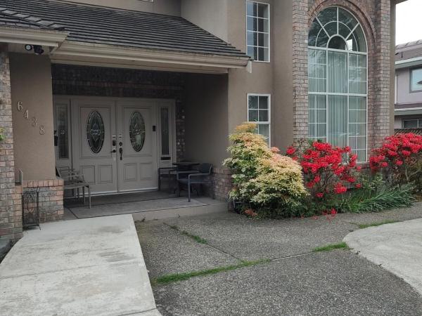 Go House : photo 2 de la chambre chambre double avec salle de bains privative