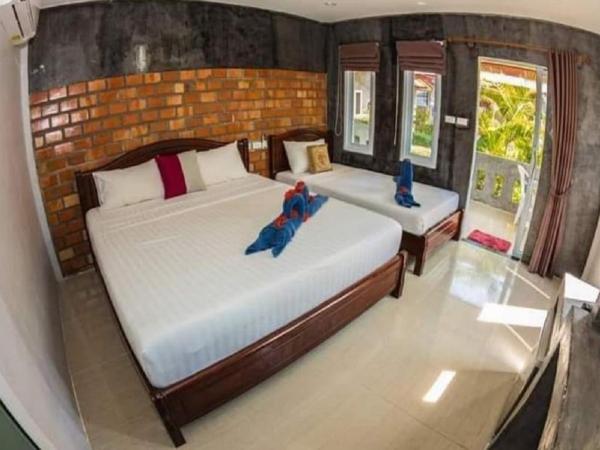 Lanta New Beach Bungalows - SHA Plus : photo 2 de la chambre chambre triple