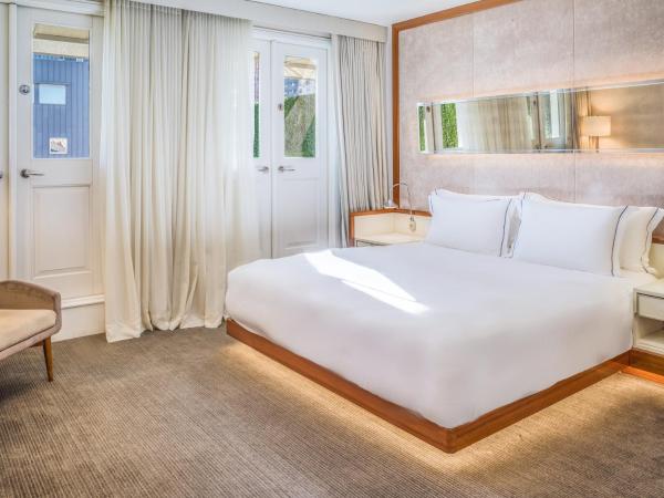 33 Hotel, New York City, Seaport : photo 3 de la chambre hébergement lit king-size avec terrasse - port de mer