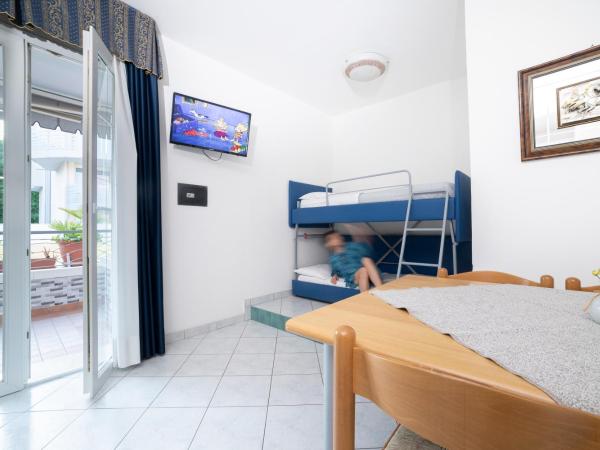 Casa Merano Residence & Ristorante Bibione Centro : photo 5 de la chambre superior suite with one bedroom and balcony 