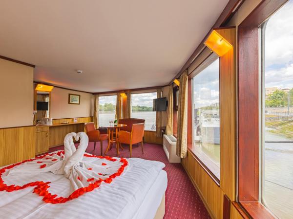 Fortuna Boat Hotel Budapest : photo 6 de la chambre cabine de bateau supérieure