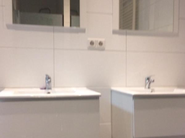 Guest House Amsterdam : photo 4 de la chambre chambre double standard avec salle de bains commune