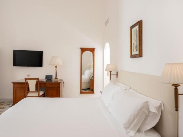 Hotel Syrene : photo 1 de la chambre chambre triple - vue sur mer