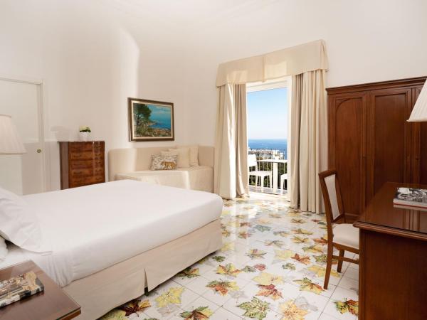 Hotel Syrene : photo 9 de la chambre chambre triple - vue sur mer