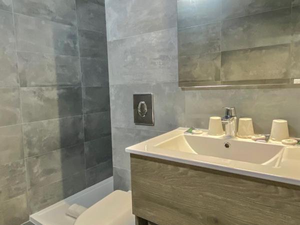 Maria Stella : photo 3 de la chambre chambre double - vue sur piscine