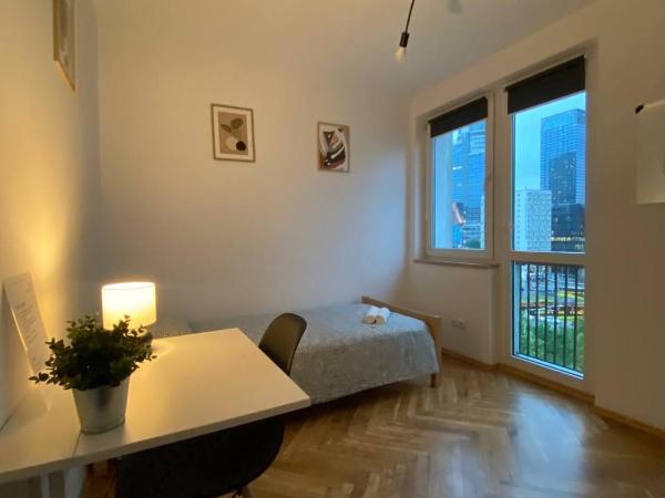 HALBY rooms Pańska 55 : photo 4 de la chambre chambre simple avec salle de bains commune