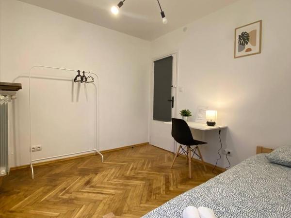 HALBY rooms Pańska 55 : photo 3 de la chambre chambre simple avec salle de bains commune